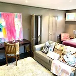 Emmanuel Block - Cambridge City Centre By Koala & Tree Short Lets & Serviced Accommodation