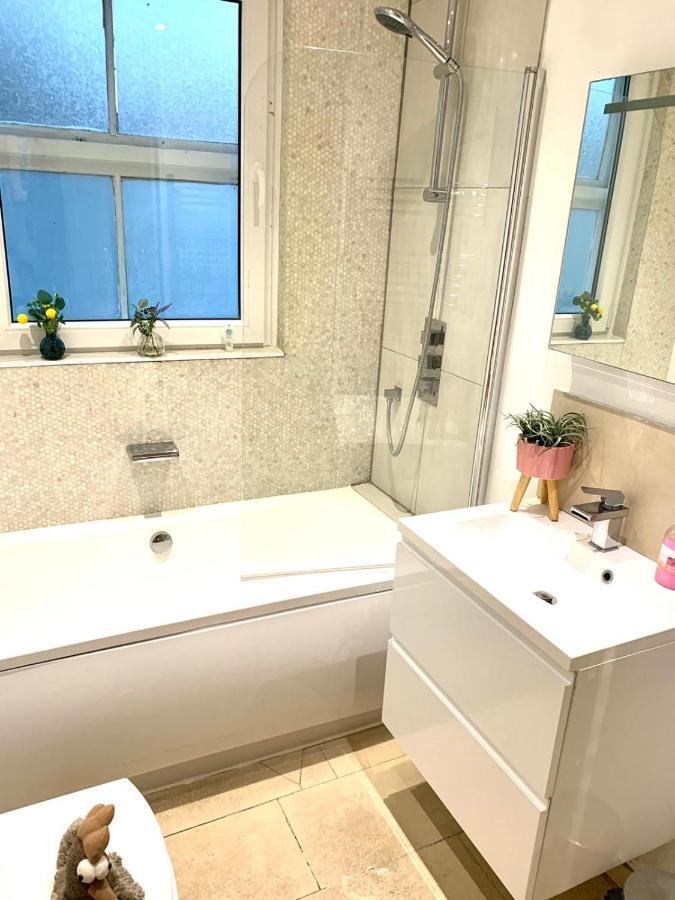 Emmanuel Block - Cambridge City Centre By Koala & Tree Short Lets & Serviced Accommodation